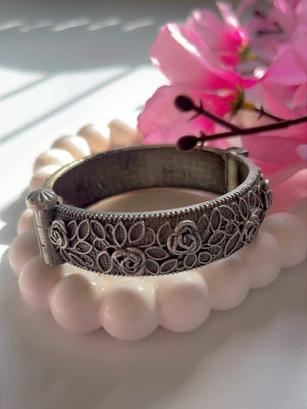 Chandi Chic Bangle
