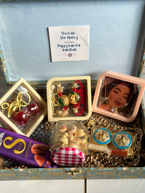 Couple Rakhi Hamper